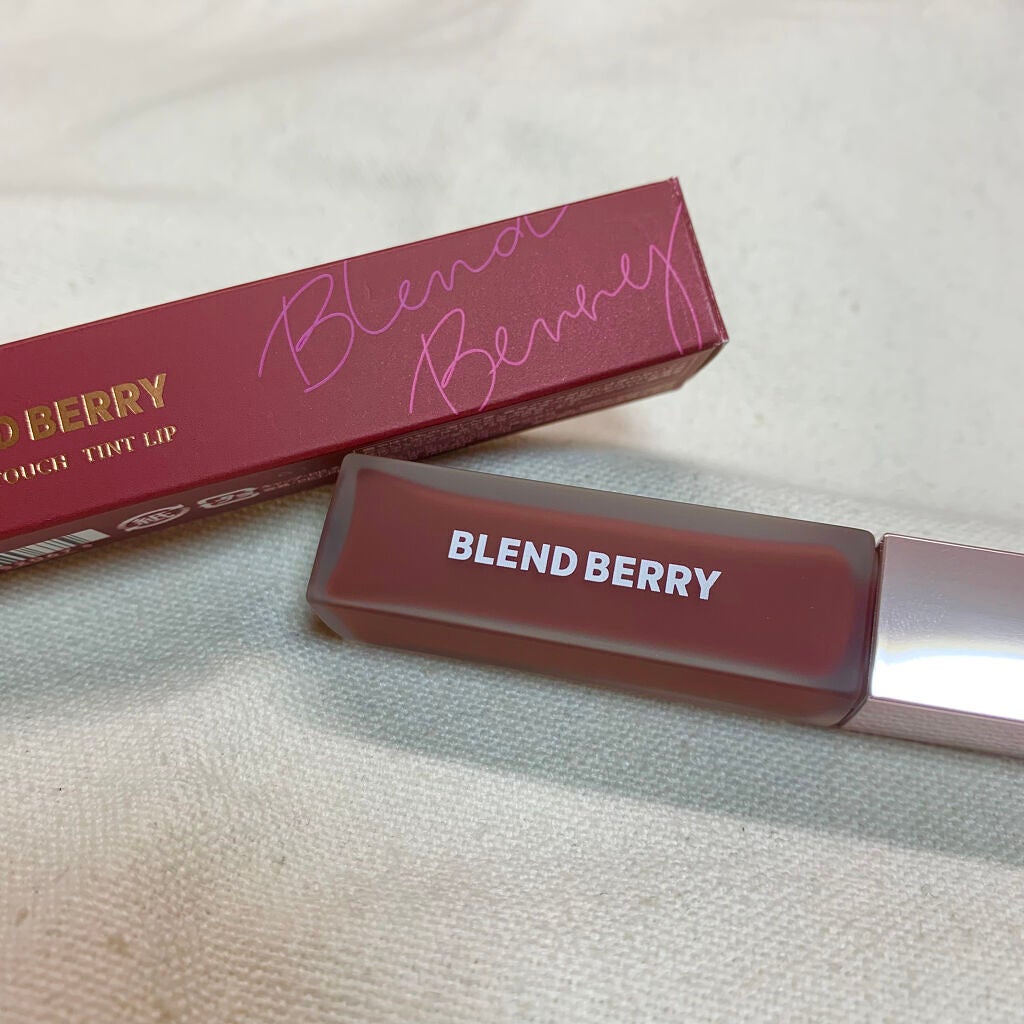ムースタッチティントリップ /BLEND BERRY/リップティントを使ったクチコミ(2枚目)
