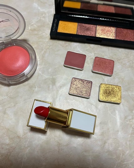 プレスド アイシャドー(レフィル) PR ゴールドパープル/shu uemura/単色アイシャドウを使ったクチコミ(1枚目)