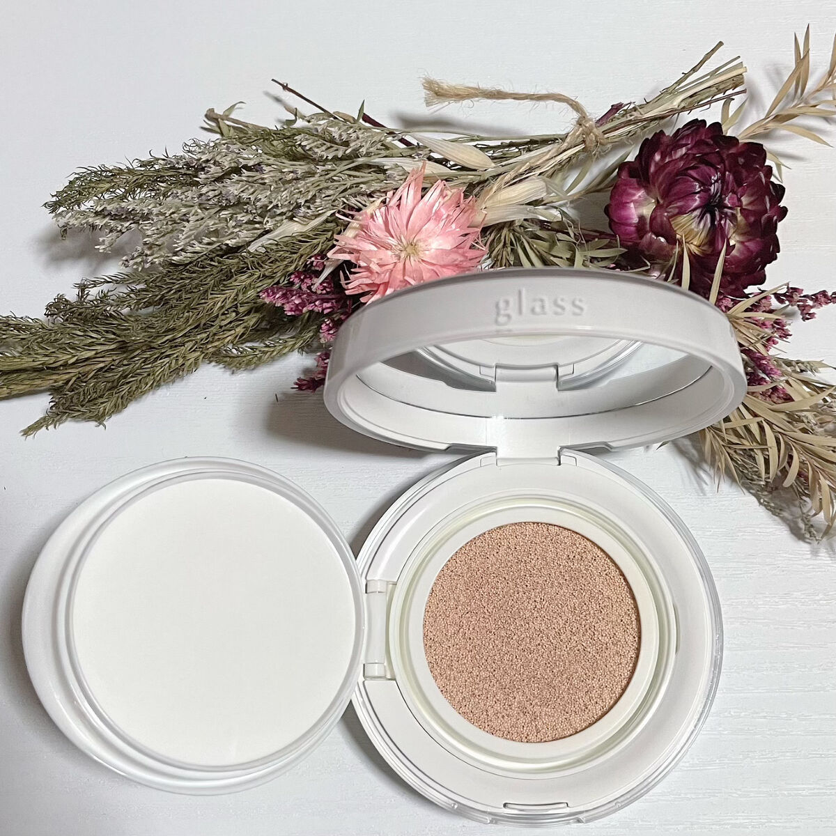 フィークッションガラス 01 フェアガラス/fwee/クッションファンデーションを使ったクチコミ（3枚目）