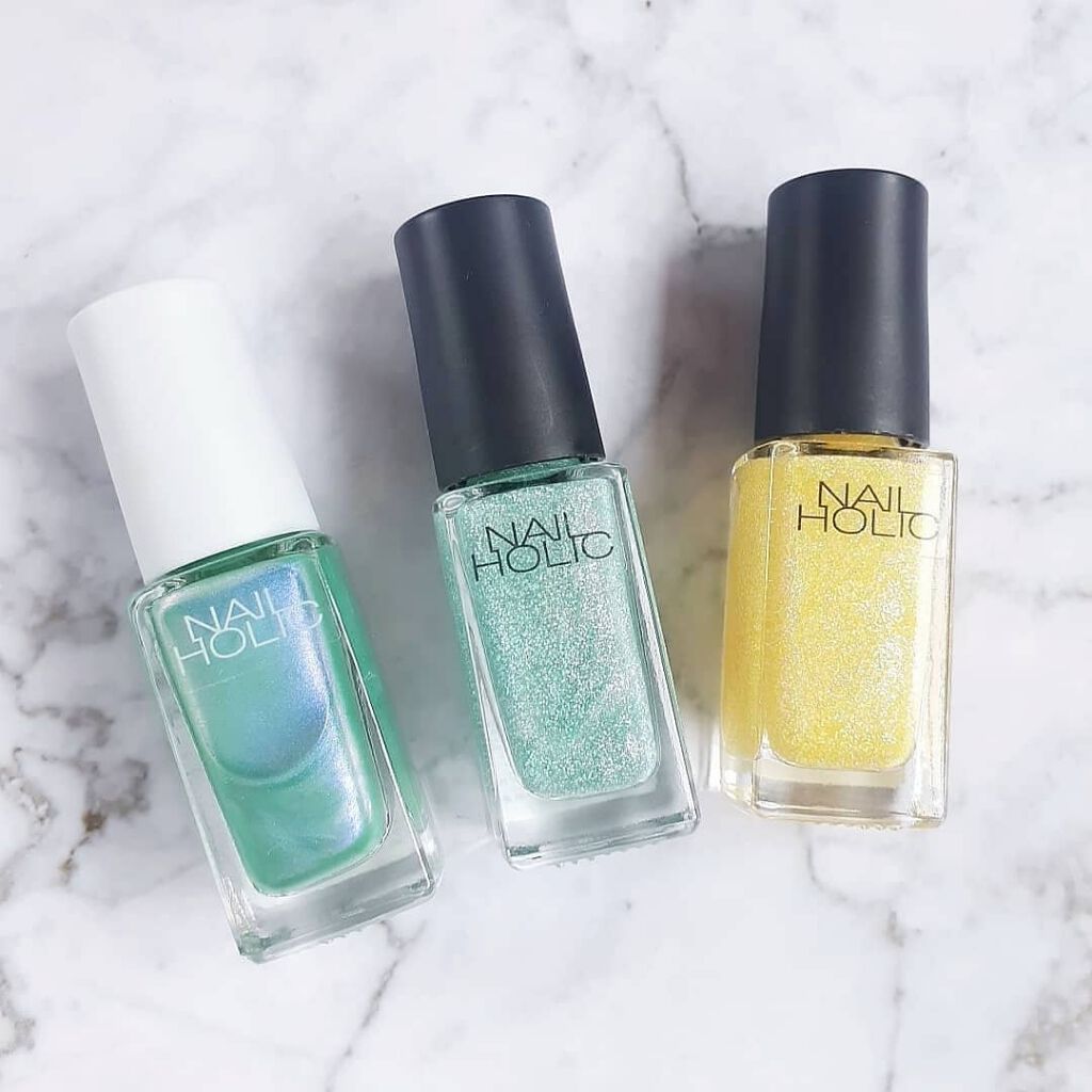 ネイルホリック Aurora Glitter/ネイルホリック/マニキュアを使ったクチコミ(2枚目)