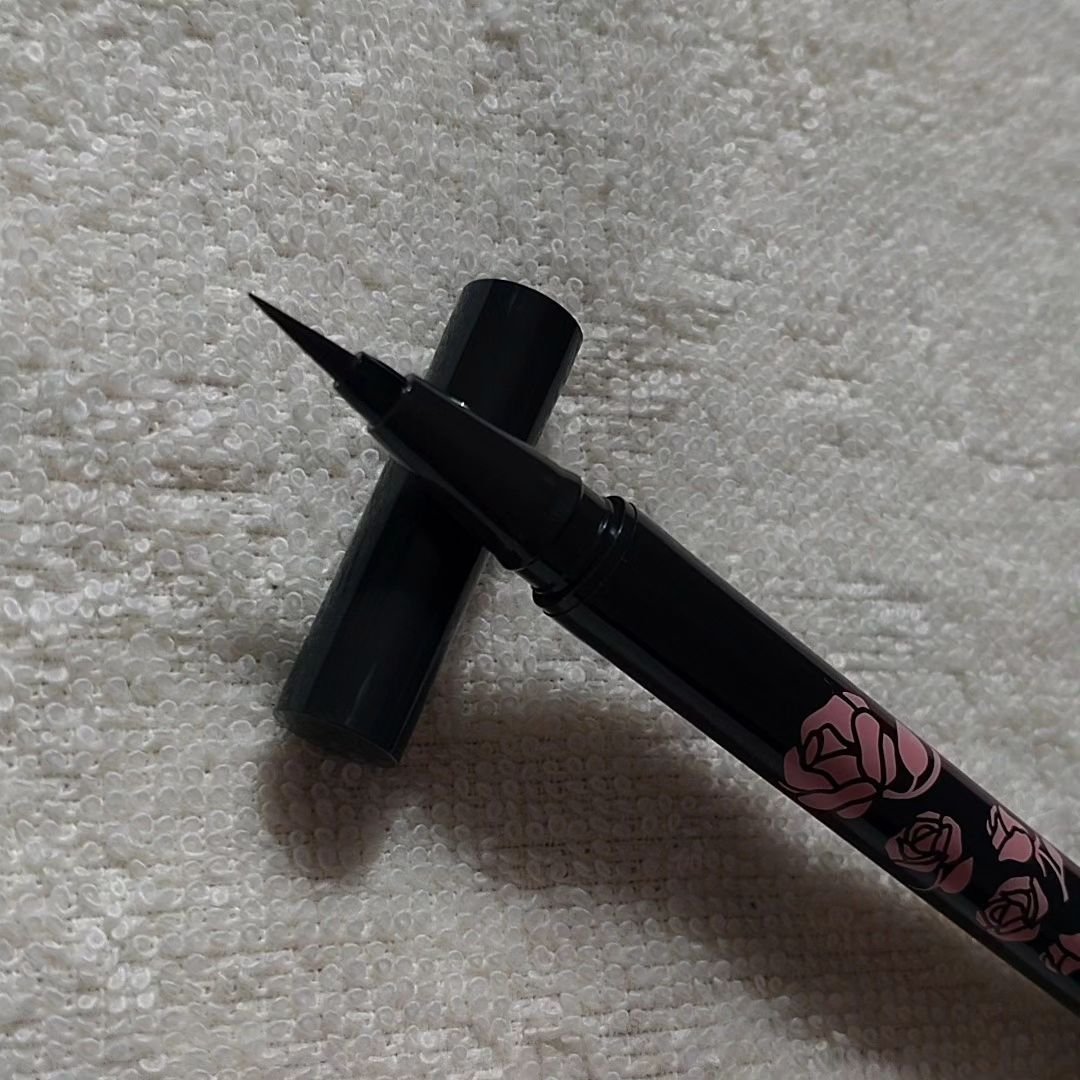 フリーリア リキッドアイライナー/コープ/リキッドアイライナーを使ったクチコミ（2枚目）