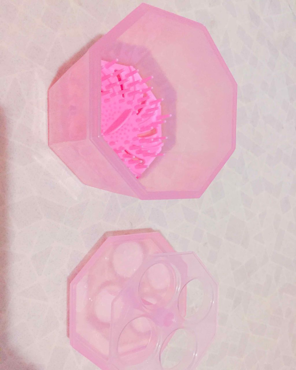 メイクブラシクリーナー/DAISO/その他化粧小物を使ったクチコミ（2枚目）