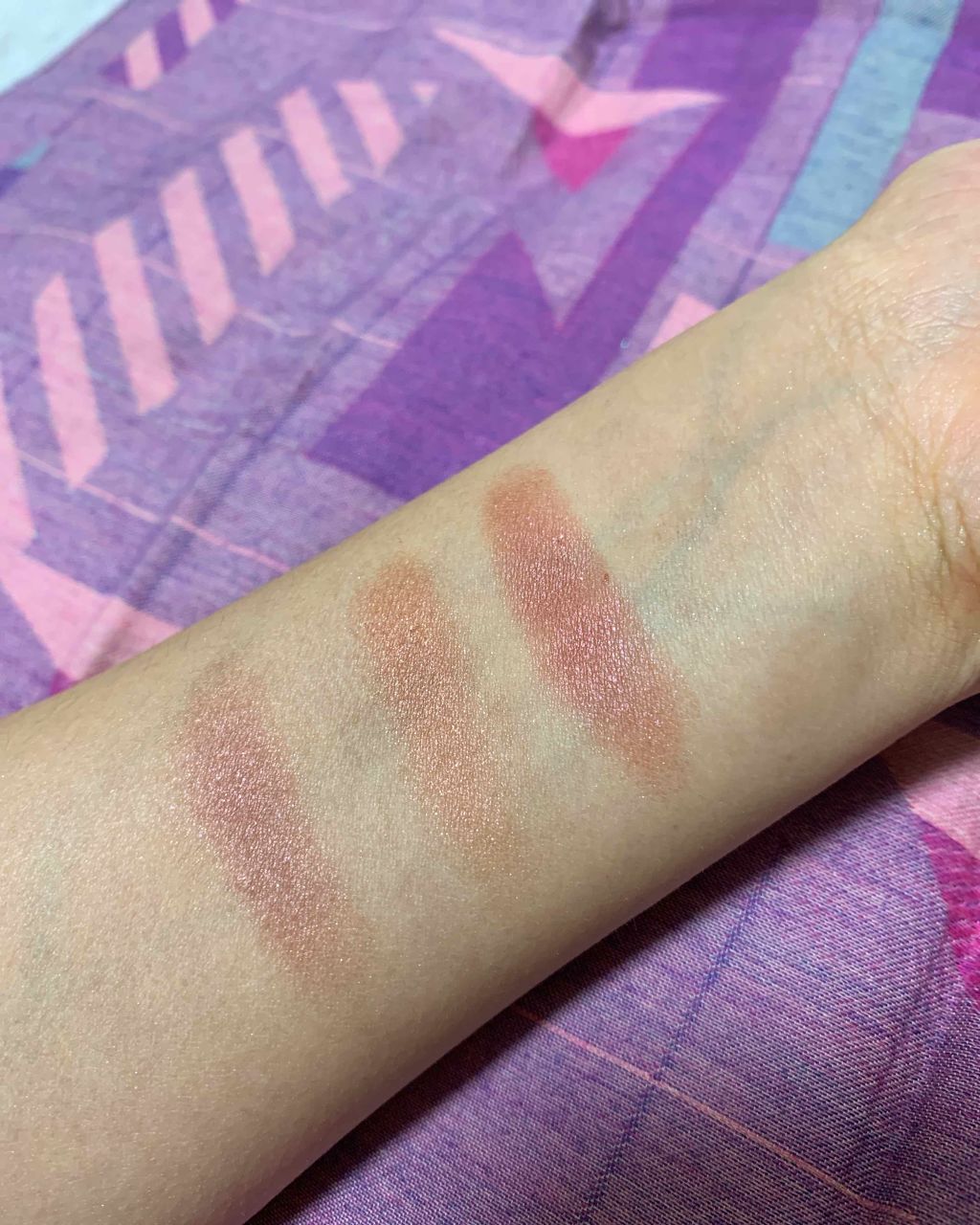 フーミー アイシャドウパレット/WHOMEE/アイシャドウパレットを使ったクチコミ（2枚目）