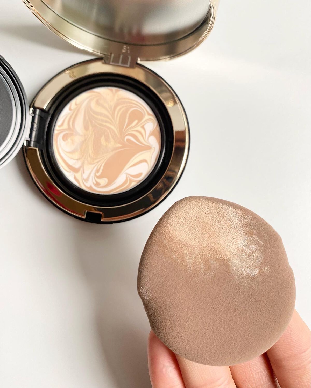 SIGNATURE ESSENCE COVER PACT /AGE20’s/クリーム・エマルジョンファンデーションを使ったクチコミ(6枚目)