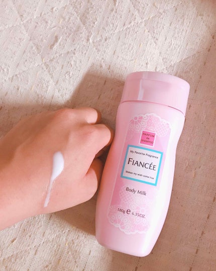 ボディミルクローション ピュアシャンプーの香り/フィアンセ/ボディローションを使ったクチコミ(2枚目)