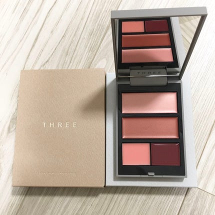 グローフリーダムパレットライジング/THREE/クリームハイライトを使ったクチコミ(1枚目)