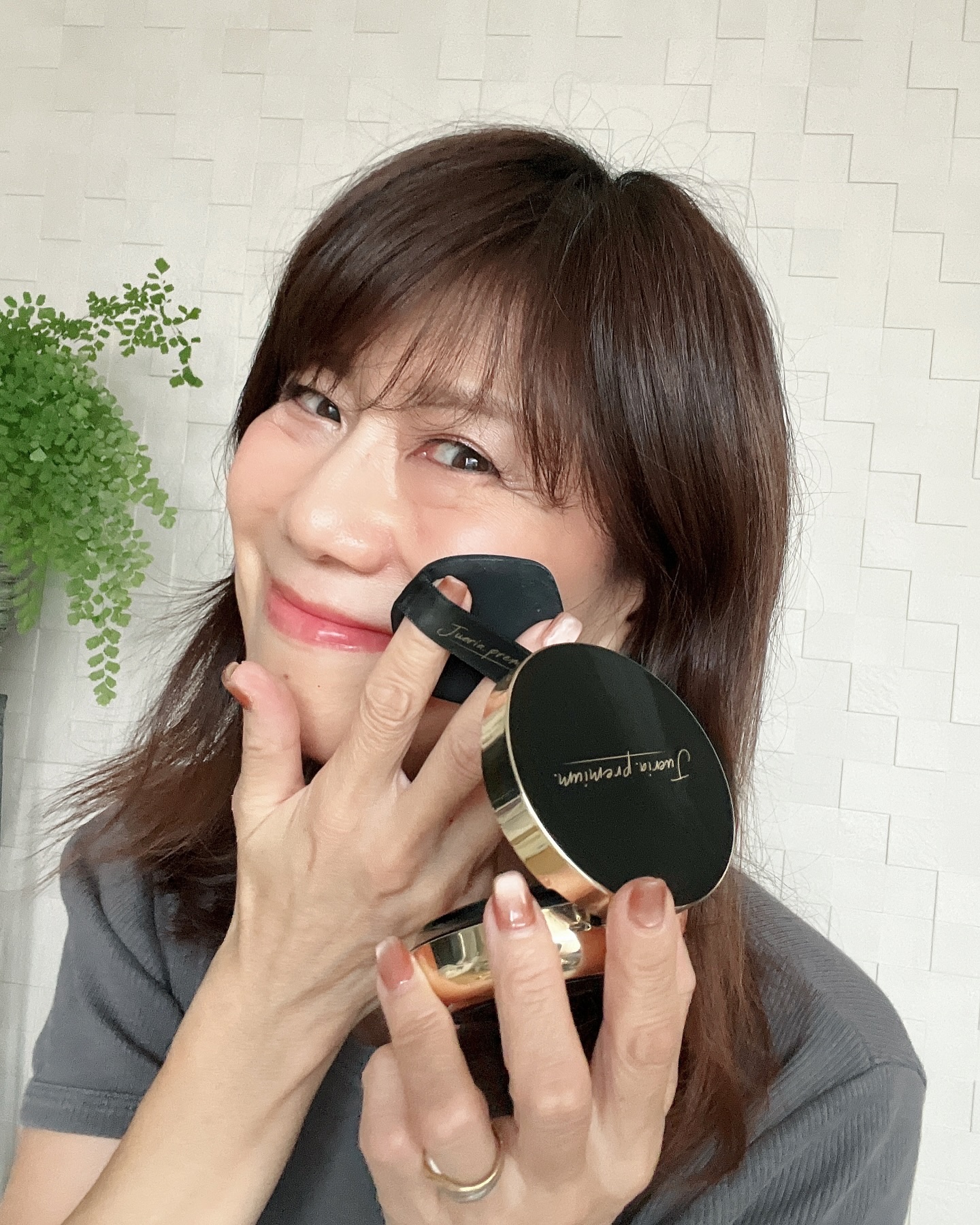 プレミアムニードルファンデーション/ジュエリアプレミアム/クッションファンデーションを使ったクチコミ（2枚目）