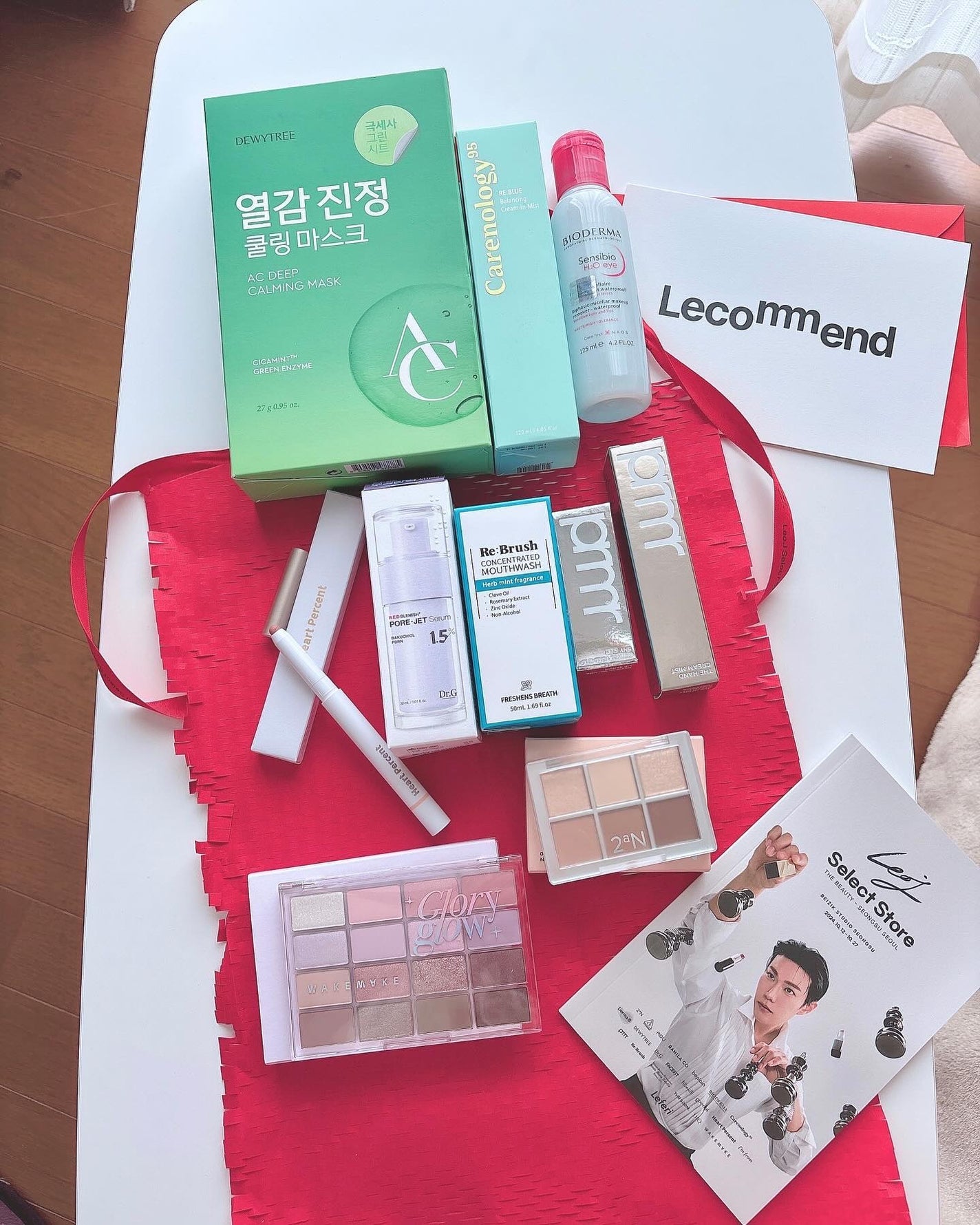 ソフトブラーリングアイパレット/wakemake/アイシャドウパレットを使ったクチコミ(4枚目)