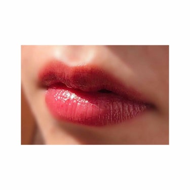 ルージュ アンリミテッド ラッカーシャイン＜2019年クリスマスコフレ限定＞ ボルト バーガンディー/shu uemura/口紅を使ったクチコミ（2枚目）