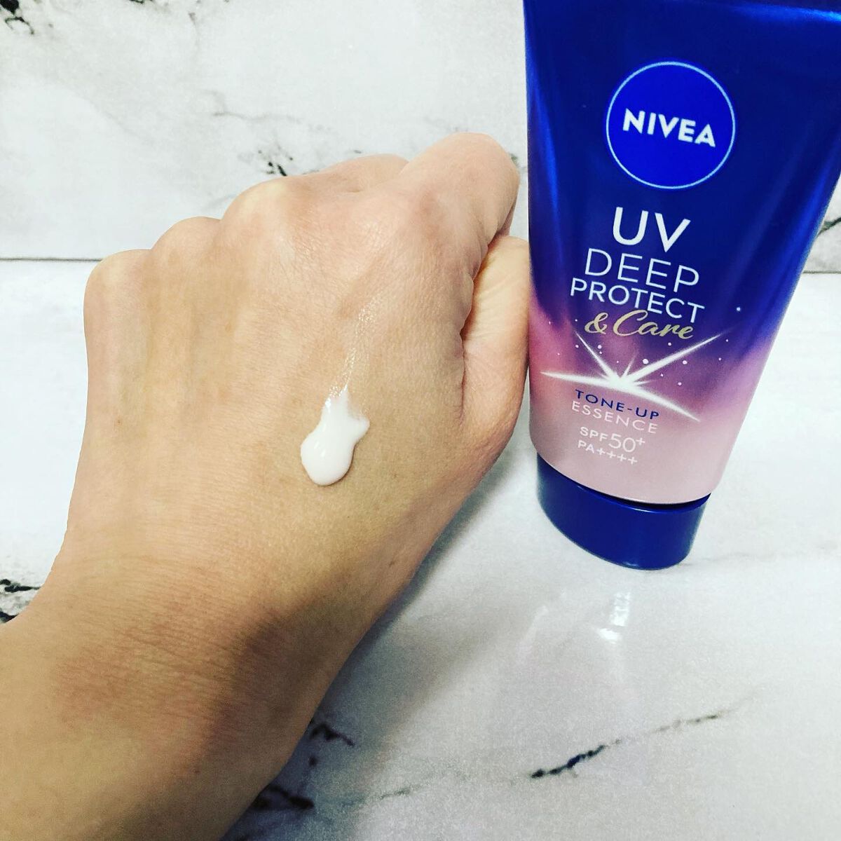 ニベアUV ディープ プロテクト＆ケア トーンアップ エッセンス/ニベア/日焼け止めローションを使ったクチコミ（3枚目）