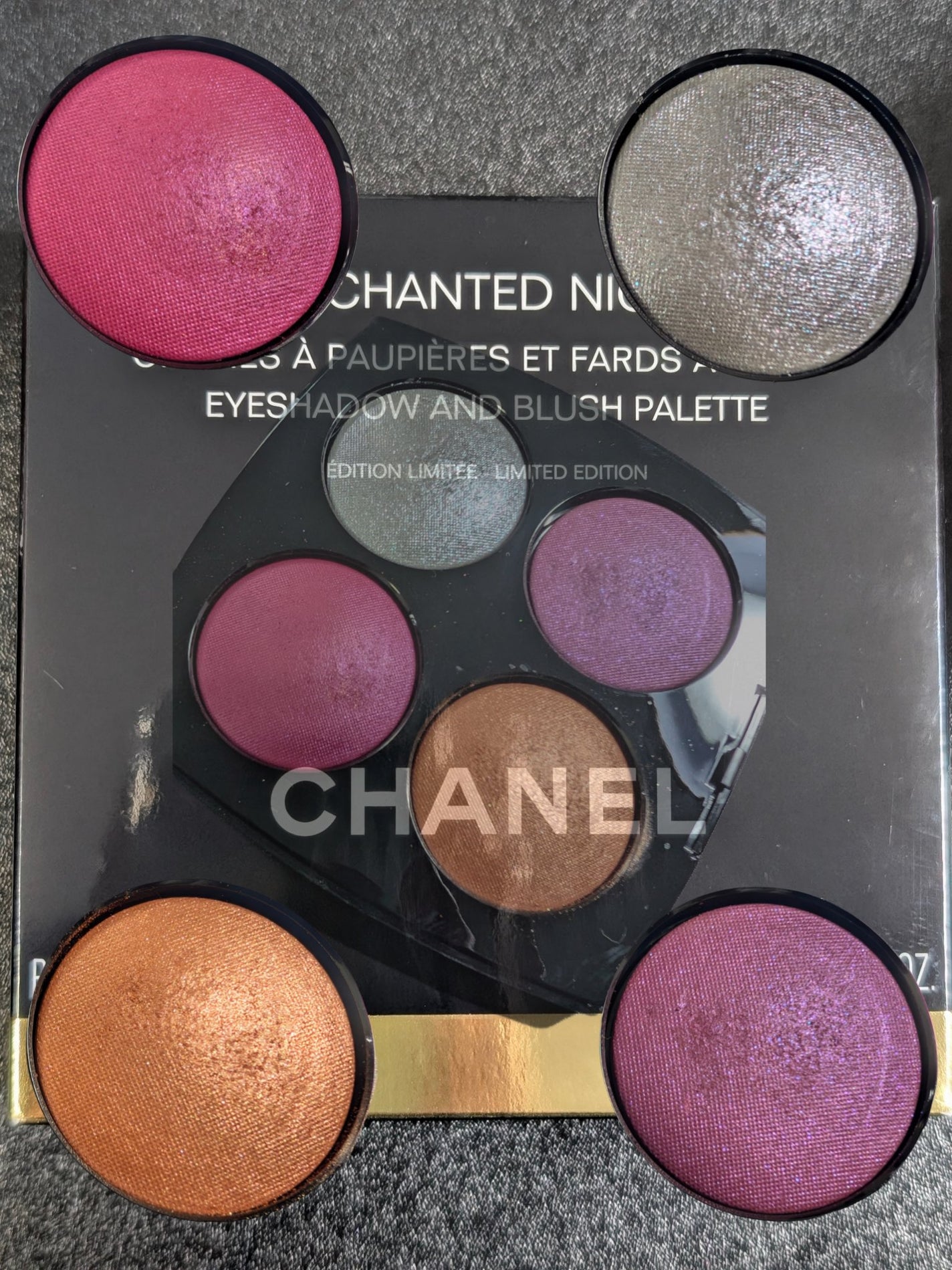 エンチャンテッド ナイト/CHANEL/アイシャドウパレットを使ったクチコミ(2枚目)