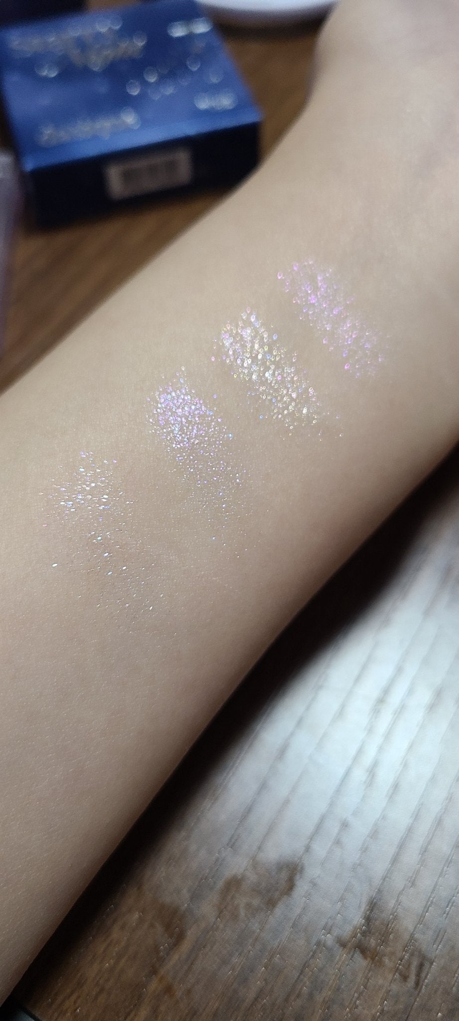 スターリーナイト シャドウパレット/dasique/アイシャドウパレットを使ったクチコミ(4枚目)