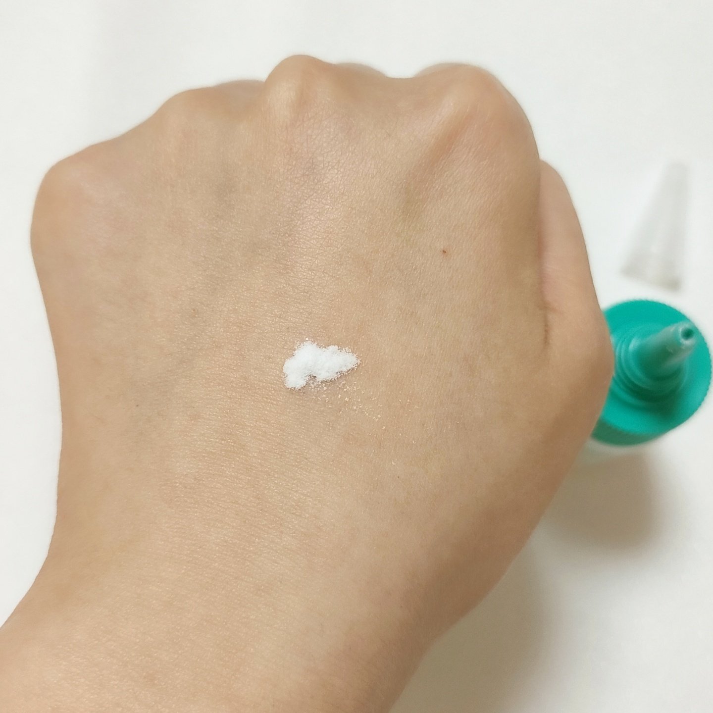 ポアセラリアルビフィダパウダーセラム/MEDITHERAPY/美容液を使ったクチコミ（3枚目）