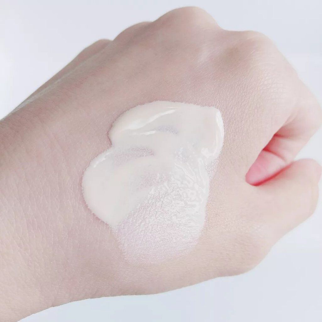 ライトフル C+ティンティッド プライマーSPF45(PA++++)/M・A・C/化粧下地を使ったクチコミ(4枚目)