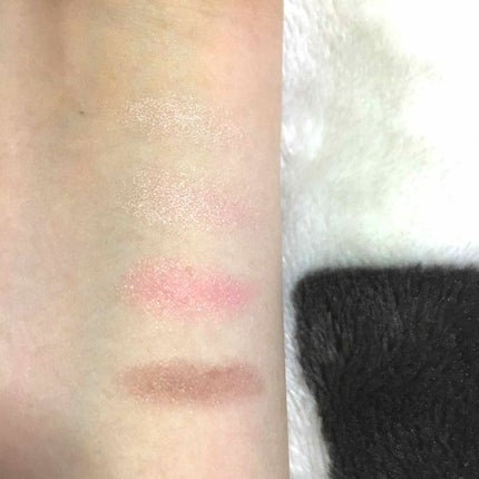 リアルクローズシャドウ/excel/アイシャドウパレットを使ったクチコミ(2枚目)