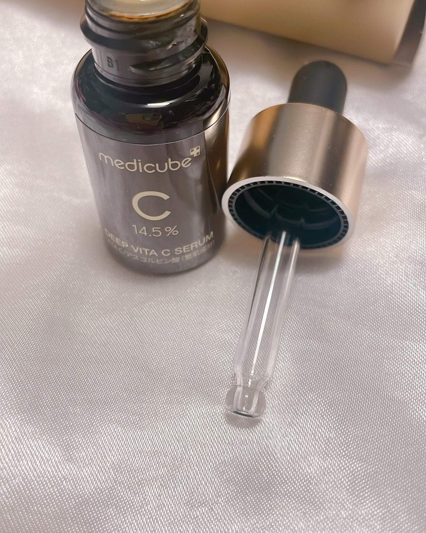 ディープビタCアンプル2.0/MEDICUBE/美容液を使ったクチコミ(3枚目)