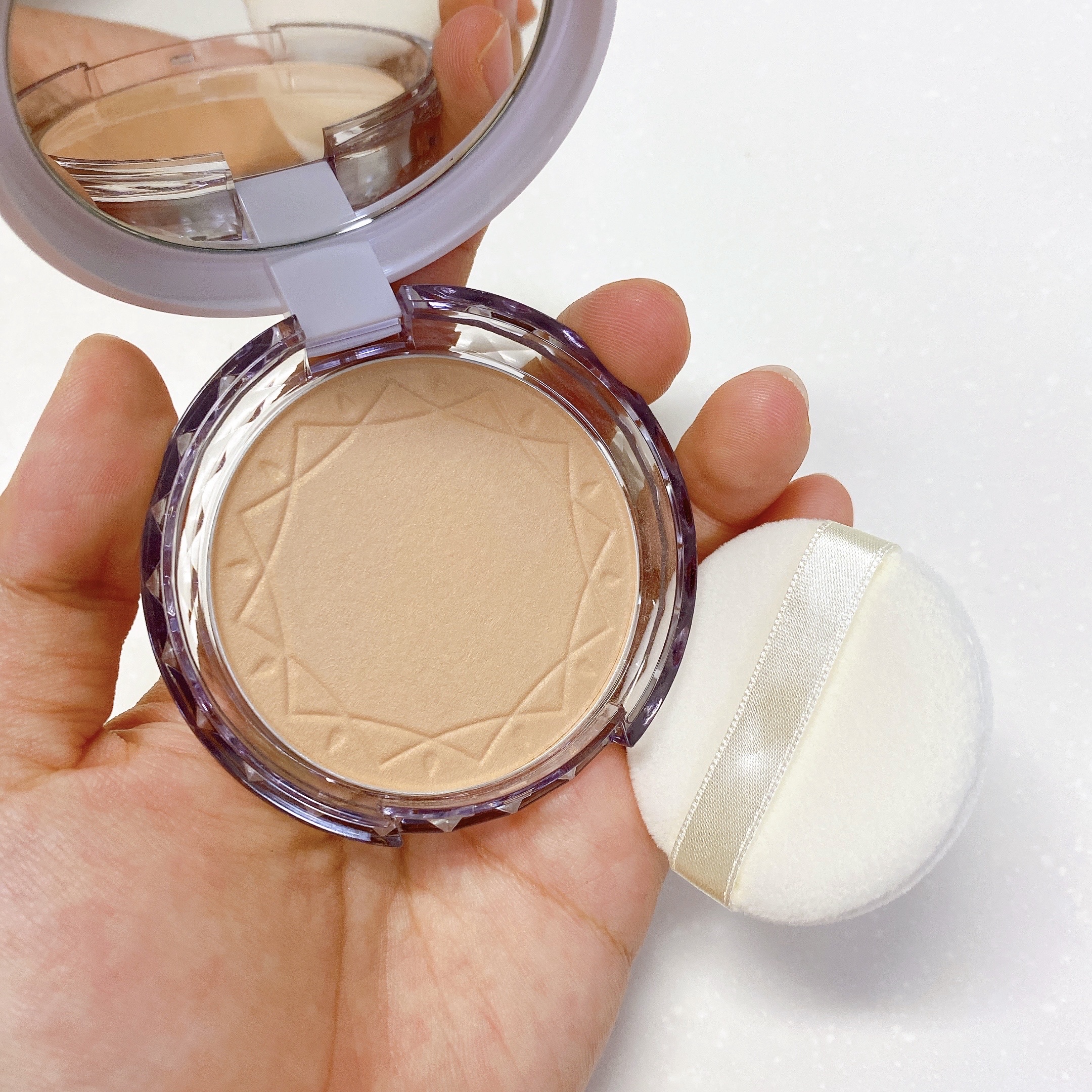 UVクリアフェイスパウダー 02 ナチュラル/CEZANNE/プレストパウダーを使ったクチコミ（2枚目）