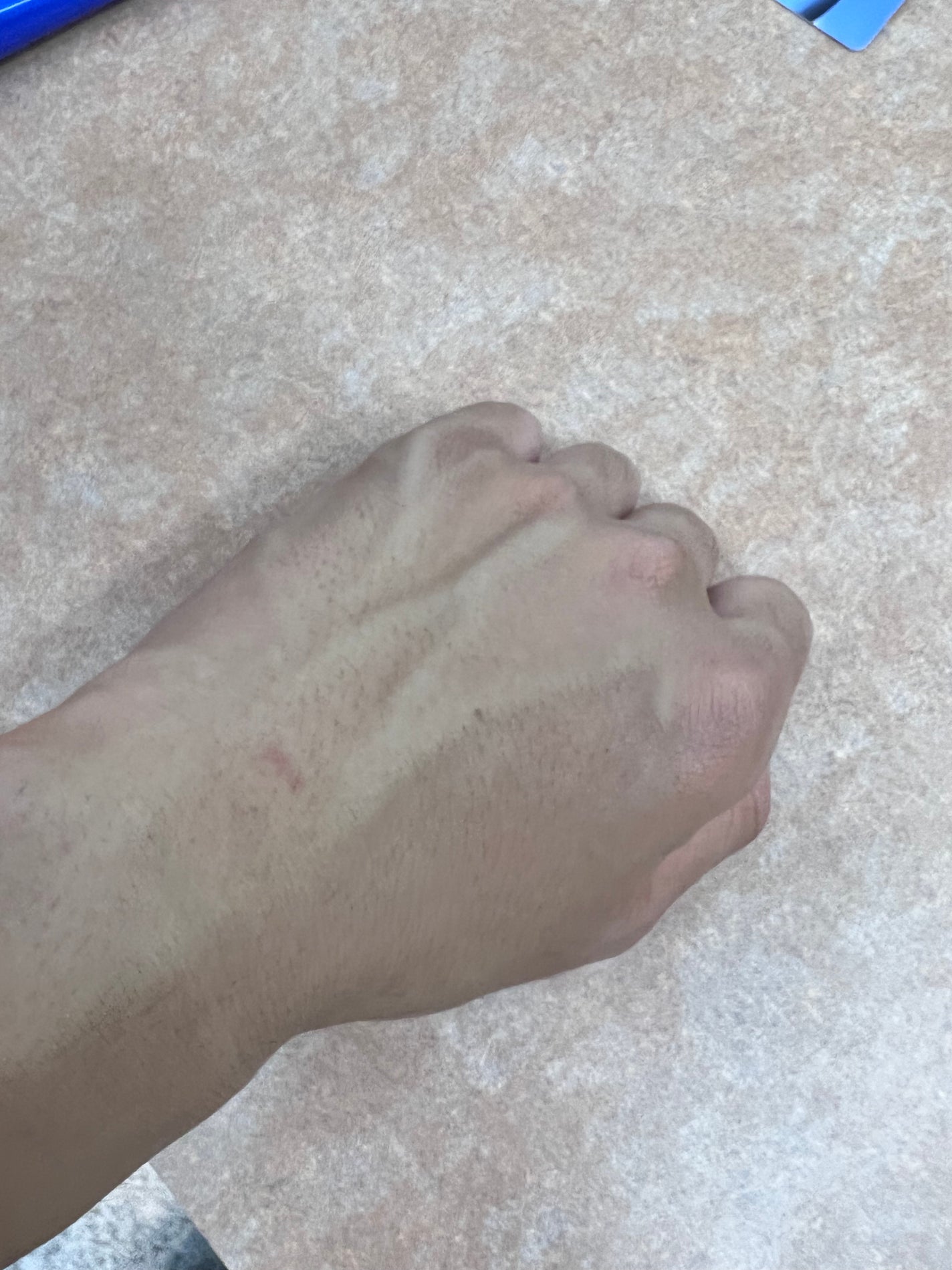 クリアウェルネス UVエッセンスジェル/雪肌精/日焼け止めジェルを使ったクチコミ(2枚目)