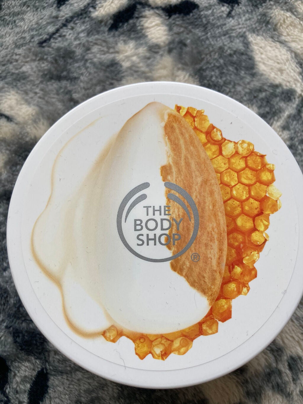 ボディバター アーモンドミルク&ハニー/THE BODY SHOP/ボディクリームを使ったクチコミ(1枚目)