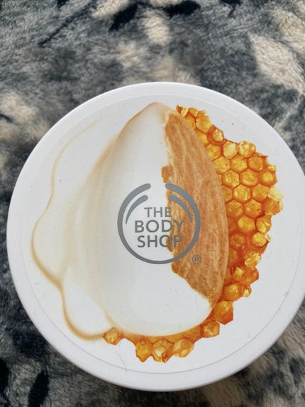 ボディバター アーモンドミルク&ハニー/THE BODY SHOP/ボディクリームを使ったクチコミ(1枚目)