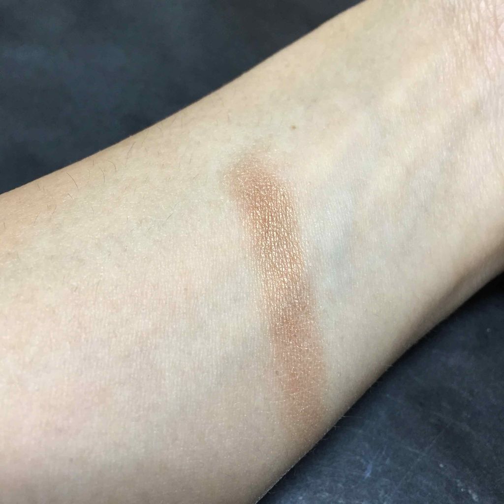 スモール アイシャドウ テンプティング/M・A・C/単色アイシャドウを使ったクチコミ（2枚目）