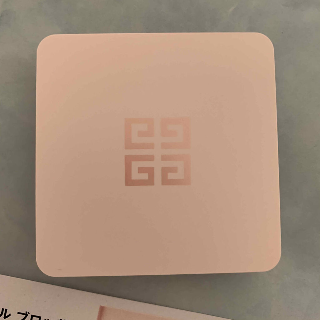 ランタンポレル ブロッサム クリーム コンパクト/GIVENCHY/化粧下地を使ったクチコミ（3枚目）