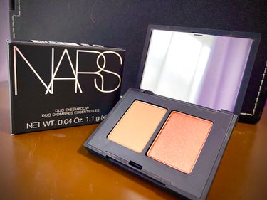 NARS
デュオアイシャドー
3920 HAMMAMET

【色味】
マットベージュとブロンズローズ
発色は薄め

【良いところ】
2色グラデで時短できる
テクスチャーに違いがある
持ちがいい

#NA