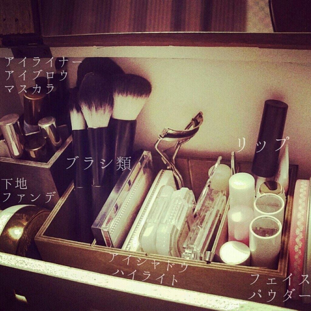 mizuma on LIPS 「#コスメ収納紹介します収納は過去記事でも投稿していますが、棚の..」(3枚目)