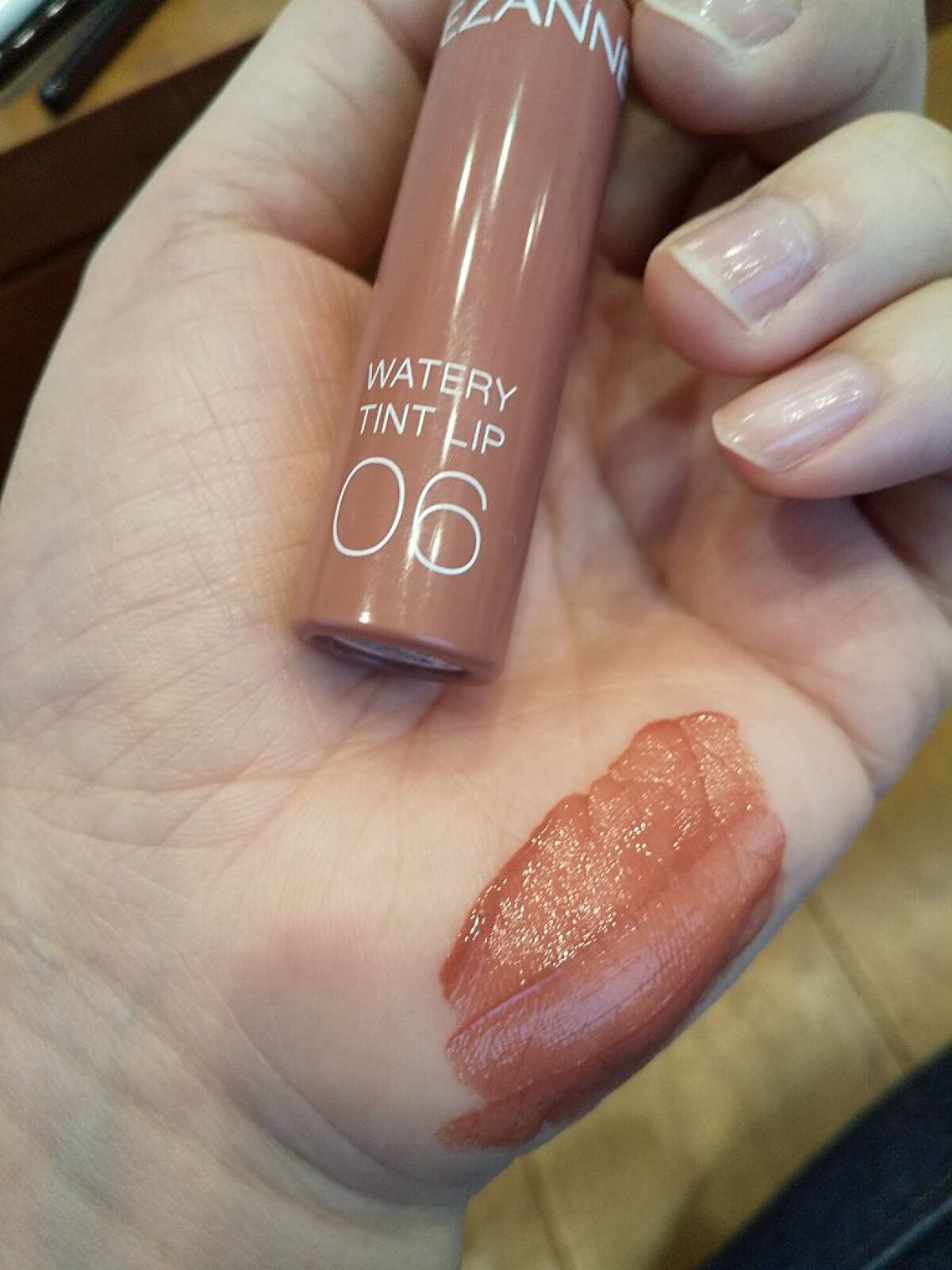 ウォータリーティントリップ/CEZANNE/リップティントを使ったクチコミ（3枚目）