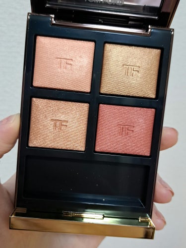 アイ カラー クォード 41A ピーチドーン/TOM FORD BEAUTY/アイシャドウパレットを使ったクチコミ（1枚目）