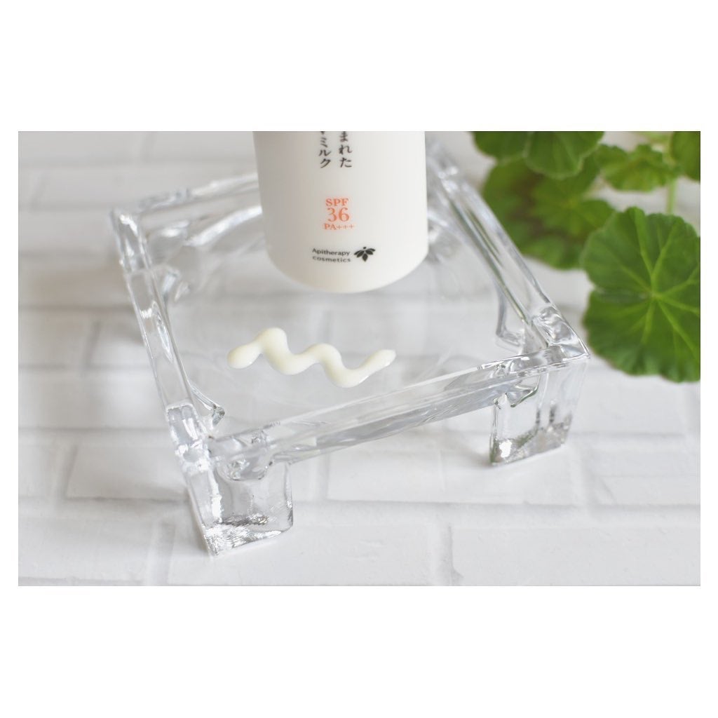 植物から生まれたミツバチUVミルク/アピセラピーコスメティクス/日焼け止めミルクを使ったクチコミ(2枚目)