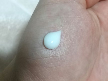 ボディエマルション モイスト&トリート/パンセ ド ブーケ/ボディローションを使ったクチコミ(4枚目)