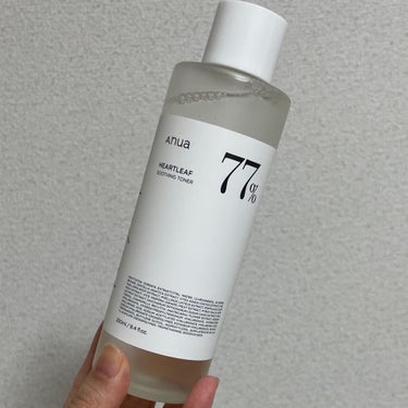 Qoo10メガ割お薦め🛍️春のスキンケア編✨✨
私は乾燥からくる皮脂多めのお肌です🥲


🟡numbuzin
　3番 うるツヤ発酵トナー


まだまだ乾燥するので、乾燥と毛穴対策にはこれ。ふゆばは物足りないのですが、ちょうどよい保湿感になったので、リピ予定です。


🟡Anua
　ドクダミ77% スージングトナー


完全に皮脂が多くなってきた時用。徐々に朝の化粧水で切り替えていきたいと思ってます。これも何度もリピ。アヌアはセットがかなりお🉐だと思うので、そちらで購入予定。


🟡VT
　リードルショット100


これはなくてはならないアイテムに。もう少し強いのを買ってもいいかもと思ってます。これも何度もリピ✨✨


🟡numbuzin
　5番 白玉グルタチオンCふりかけマスク


美白ケアに向けて買い足し予定。ビタミンC🍋大事。


🟡魔女工場
　ガラクナイアシン エッセンスマスク


これもこれからの季節にぴったりのマスク。お肌の調子が悪い時に。


🟡REJURAN
　モイスチャーフェイスマスク


ご褒美パック。これ使うと翌日お肌顔もちもちに。何か用事がある時に使ってます。これも度々リピ。


🟡LINDSAY
　モデリングカップパック コラーゲン


LINDSAYのモデリングパックは今気になっているアイテム。コラーゲンだけでなく他のタイプのもの買い足したいと思ってます。


🟡MEDIHEAL
　THE N.M.F 365 アクアマスク


冬場の朝用毎にパックに。これからの季節でも、この後の化粧は邪魔しない程よい保湿感が👌買い足すか悩み中。


🟡VT
　シカコラーゲン マスク


今まさにちょうどよい毎朝のパック。冬場はとかでがっつり保湿したい時、物足りないけど、これからの季節で保湿したい時はぴったり💕買い足す予定です。これも何度リピ。



季節の変わり目のスキンケアって悩ましいけれど、参考になると嬉しいです。


#qoo10メガ割
#スキンケア 
#numbuzin
#Anua
#VT
#魔女工場
#REJURAN #LINDSAY #MEDIHEALの画像 その2