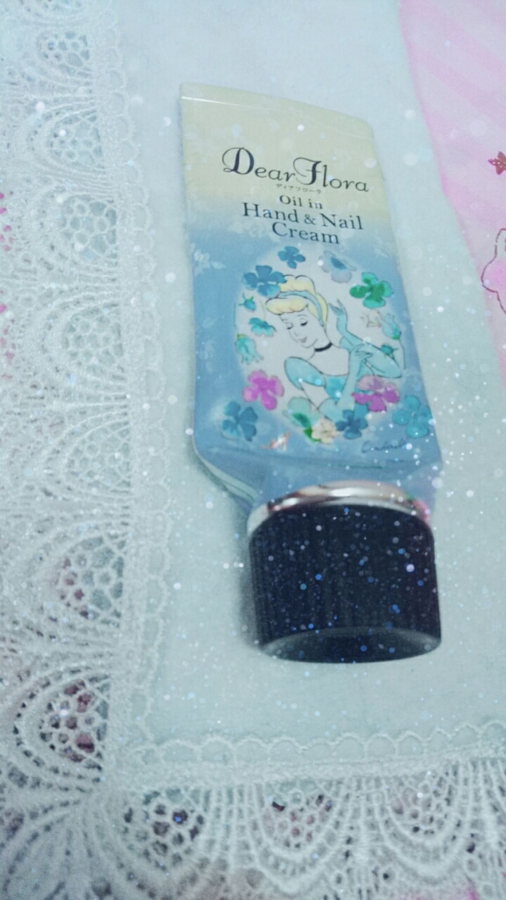 ディアフローラ オイルイン ハンド＆ネイルクリーム フローラルブーケ/マンダム/ハンドクリームを使ったクチコミ（1枚目）