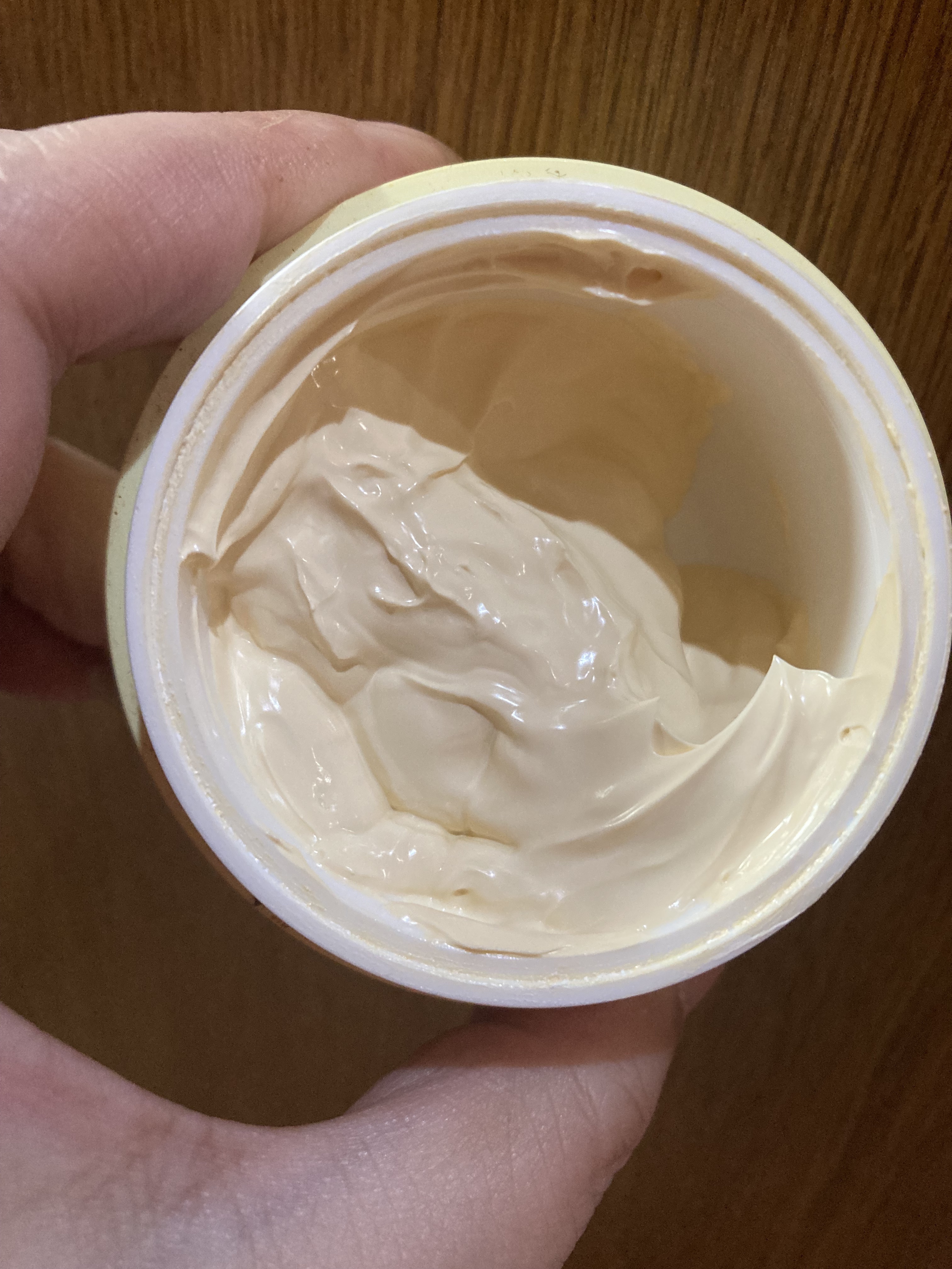 WHITE WHIPPING CREAM(ウユクリーム)/G9SKIN/化粧下地を使ったクチコミ（3枚目）