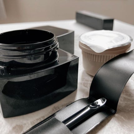 ハイドレイティング カラークリーム/B.A/リキッドファンデーションを使ったクチコミ(3枚目)