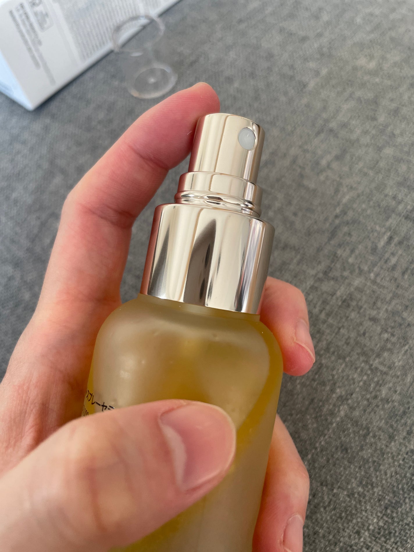 ホワイトトリュフファーストアロマティックスプレーセラム/ダルバ/ミスト状化粧水を使ったクチコミ(2枚目)