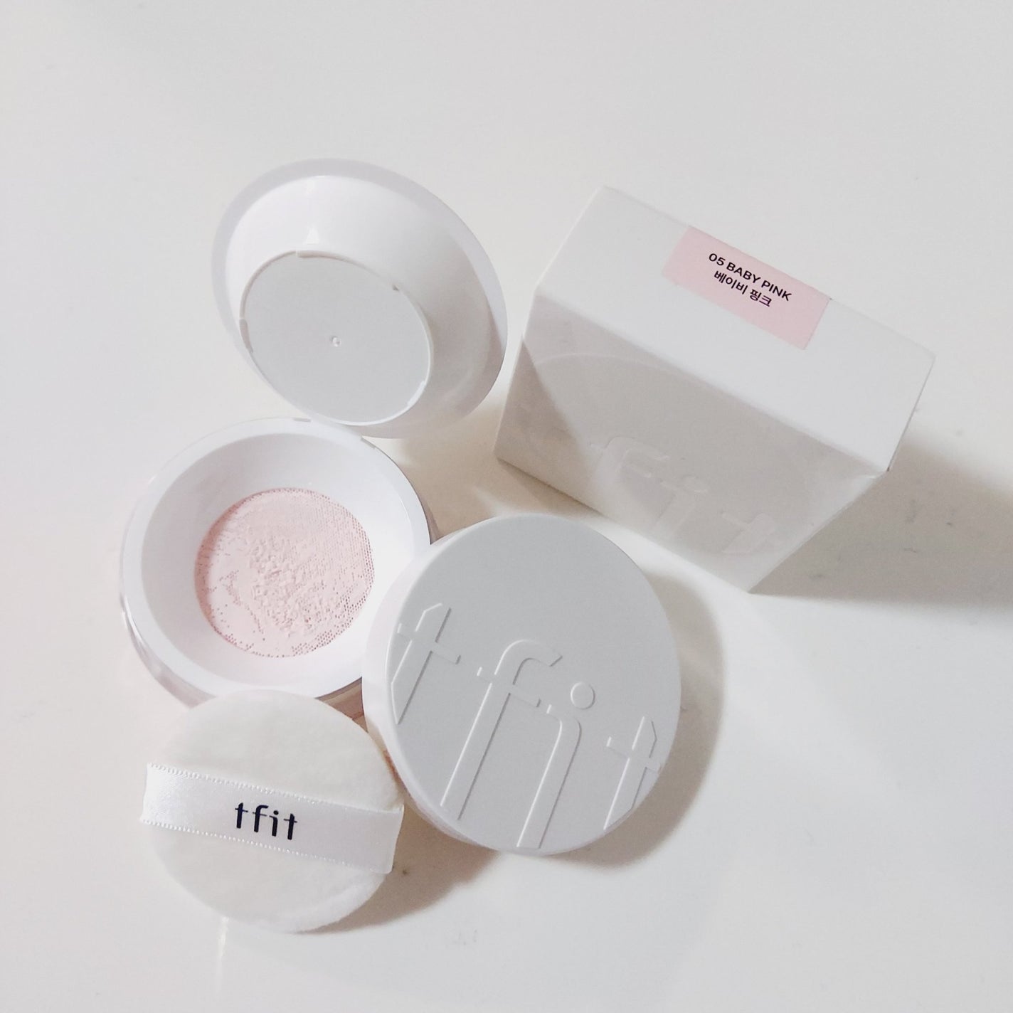 トランスルーセントセットフィニッシングパウダー/TFIT/ルースパウダーを使ったクチコミ(3枚目)