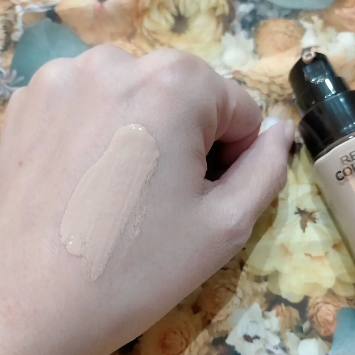 カラーステイ ロングウェア メイクアップ/REVLON/リキッドファンデーションを使ったクチコミ（3枚目）