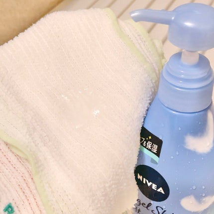 エンジェルスキン ボディウォッシュ サボン&ブーケの香り/ニベア/ボディソープを使ったクチコミ(3枚目)