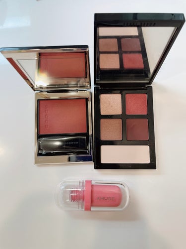 エッセンシャル マルチカラー アイシャドウパレット/BOBBI BROWN/パウダーアイシャドウを使ったクチコミ（3枚目）