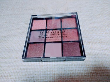 UR GLAM　BLOOMING EYE COLOR PALETTE/U R GLAM/パウダーアイシャドウを使ったクチコミ（1枚目）