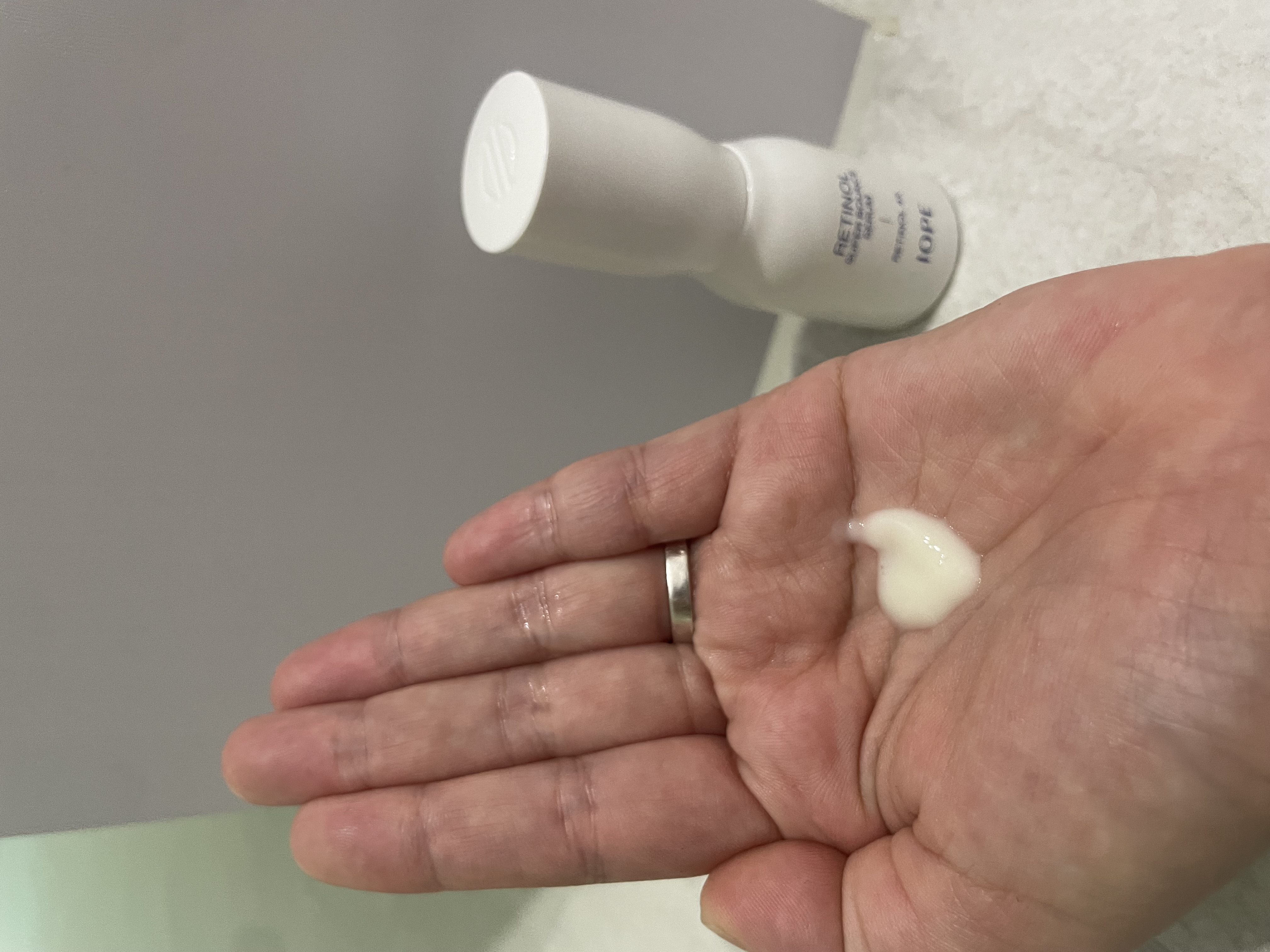 レチノール スーパーバウンス セラム/IOPE/美容液を使ったクチコミ（2枚目）