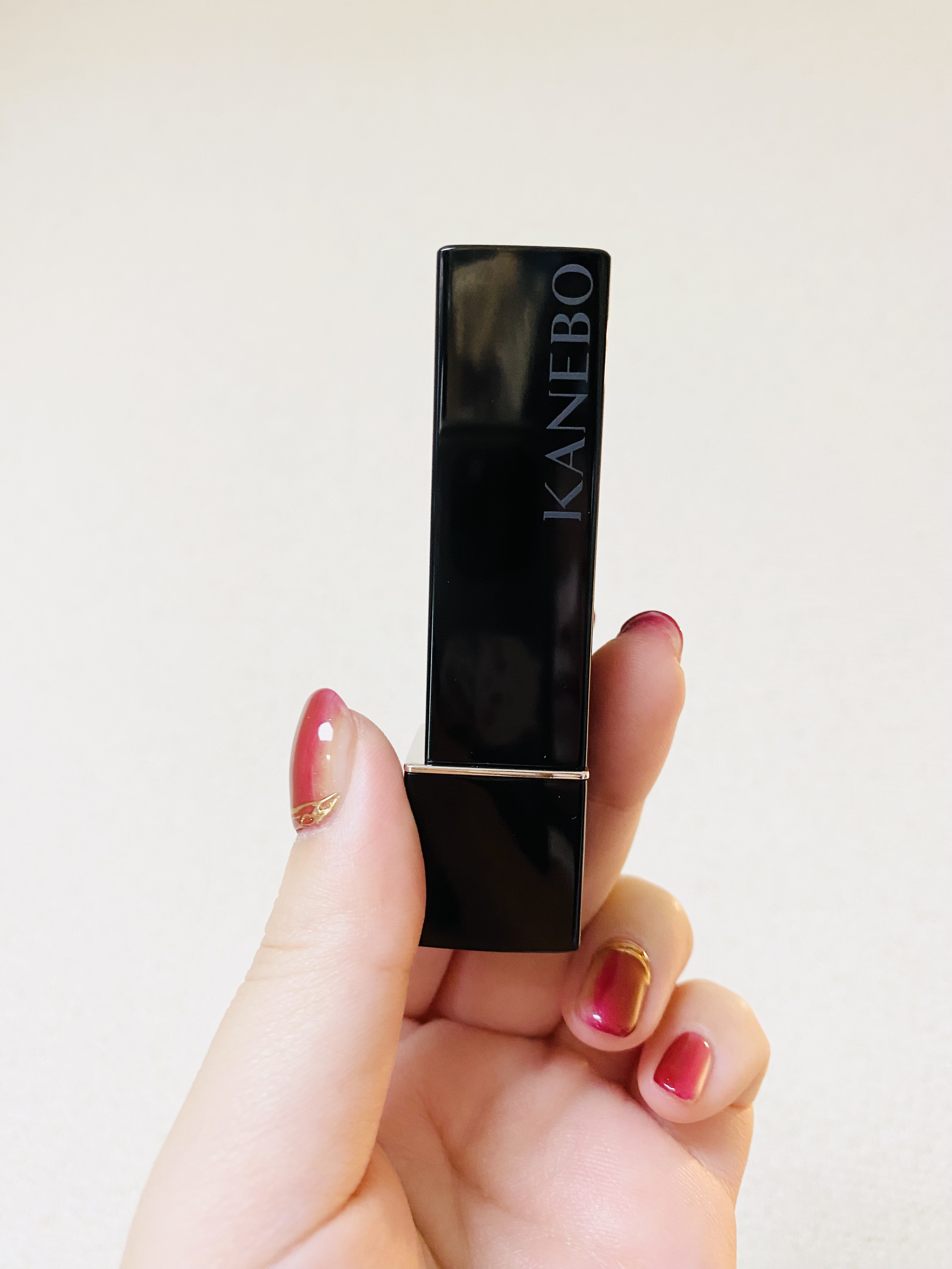 ルージュスターヴァイブラント/KANEBO/口紅を使ったクチコミ（2枚目）