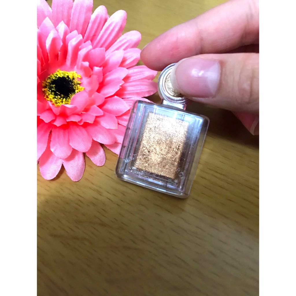 シャドーカスタマイズ/MAJOLICA MAJORCA/単色アイシャドウを使ったクチコミ（1枚目）