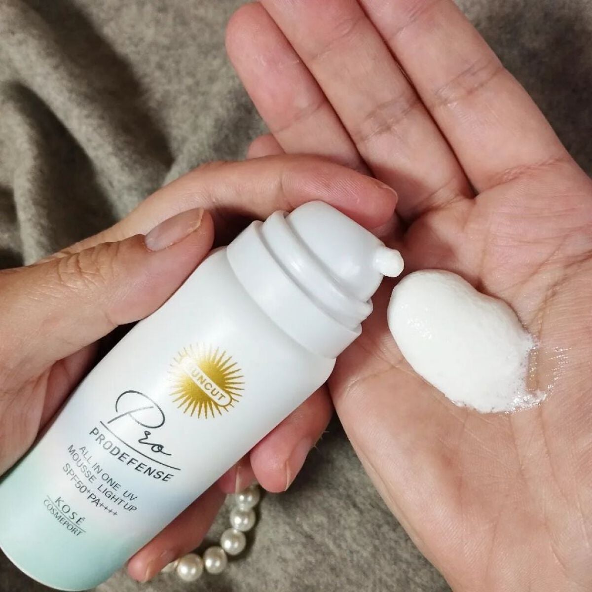 プロディフェンス オールインワンUV ムース(ライトアップ)/サンカット®/日焼け止めクリームを使ったクチコミ(3枚目)