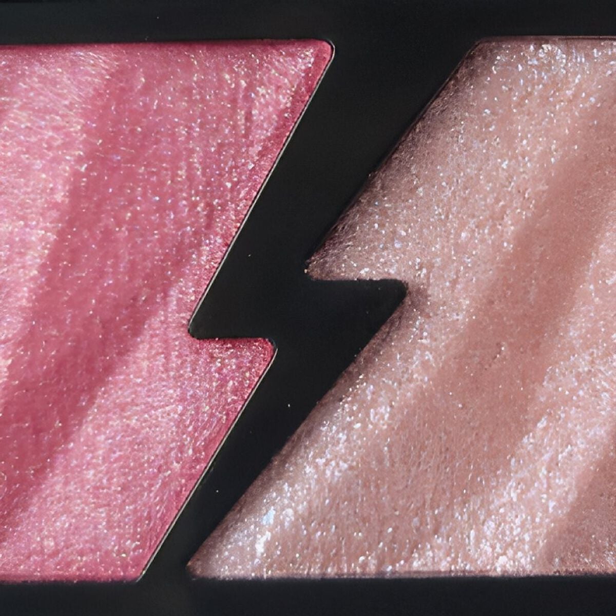 エレクトリックショックアイズ /KATE/アイシャドウパレットを使ったクチコミ(3枚目)