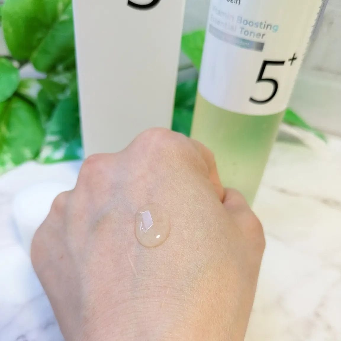 5番 白玉グルタチオンCエッセンシャルトナー/numbuzin/化粧水を使ったクチコミ(2枚目)