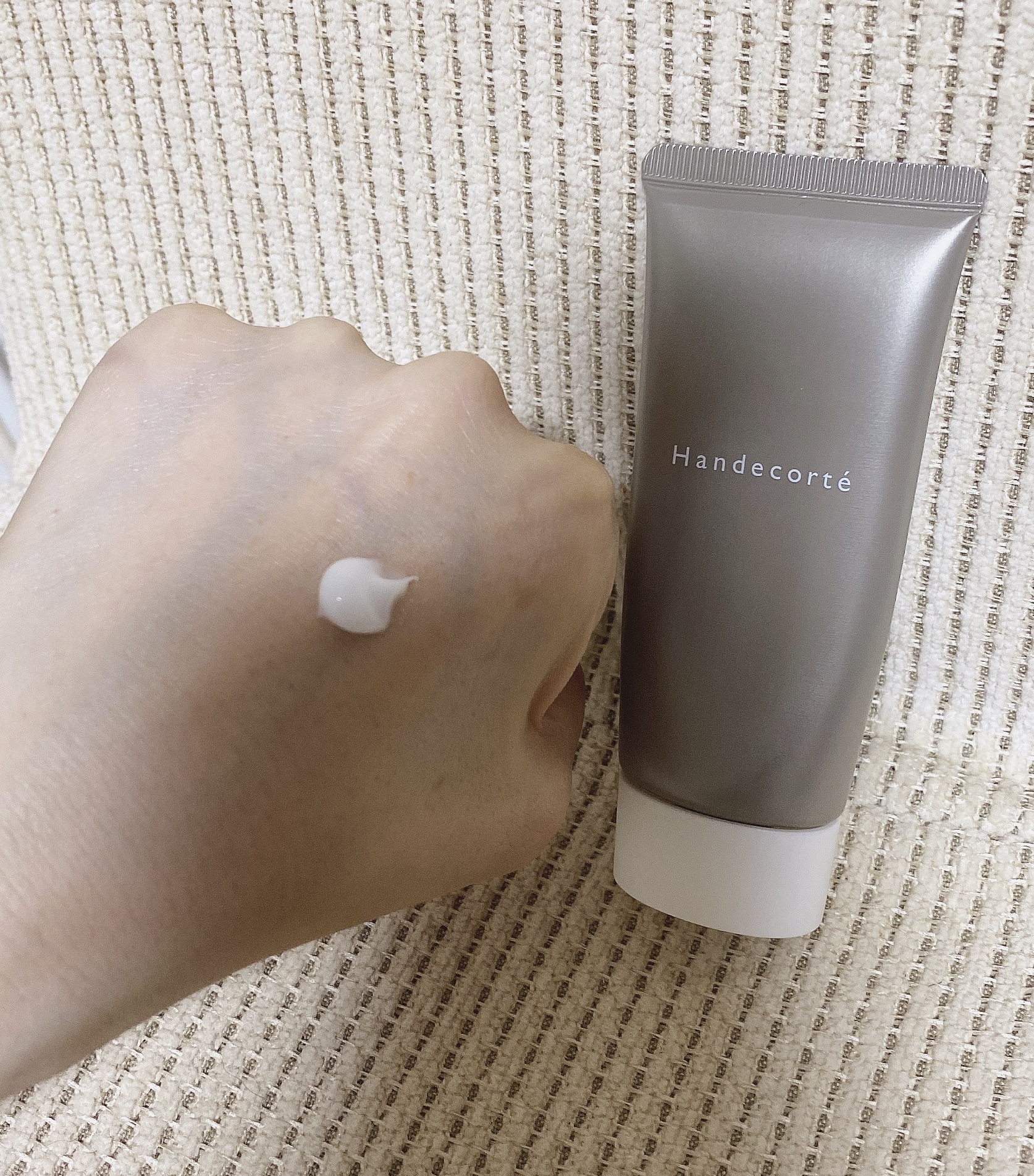 ハンデコルテ/キユートピア/ネック・デコルテケアを使ったクチコミ（2枚目）