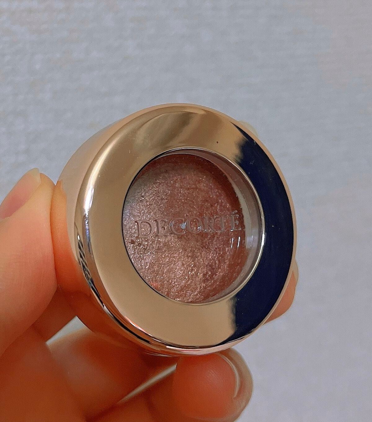 なり on LIPS 「コスメデコルテアイグロウジェムBE387これだけでアイシャドウ..」(2枚目)